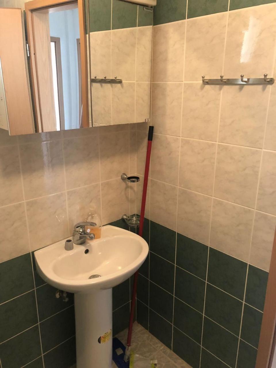 Apartman Ylli Nečujam Екстериор снимка